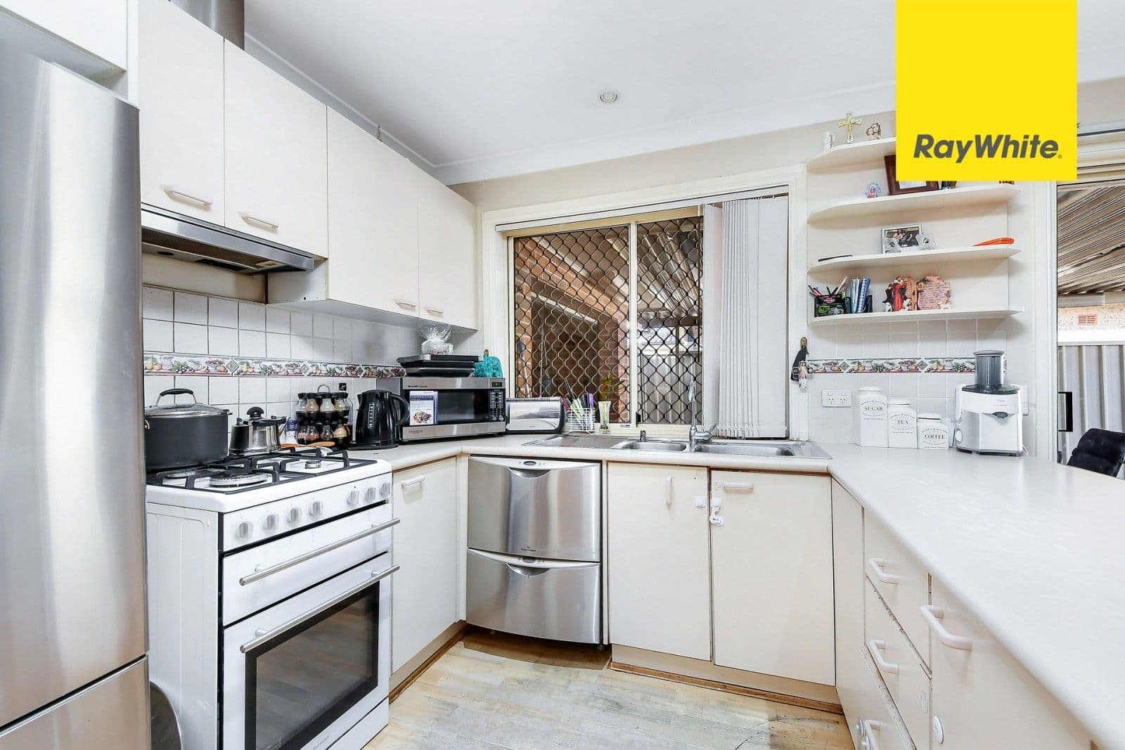 5 Antares Avenue, Hinchinbrook - Thumbnail 5