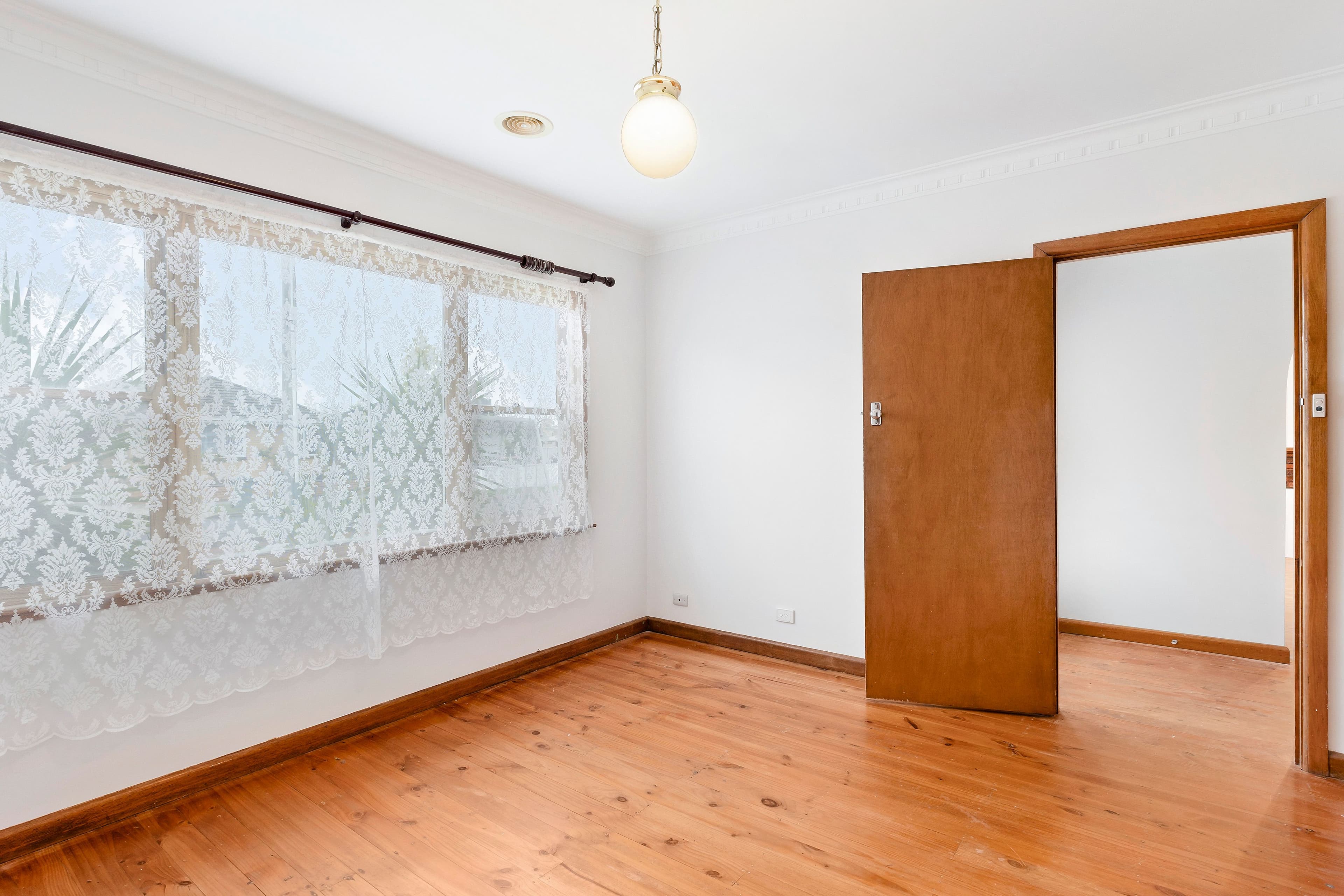 3 Leonard Street, Wendouree VIC 3355, Wendouree - Thumbnail 6