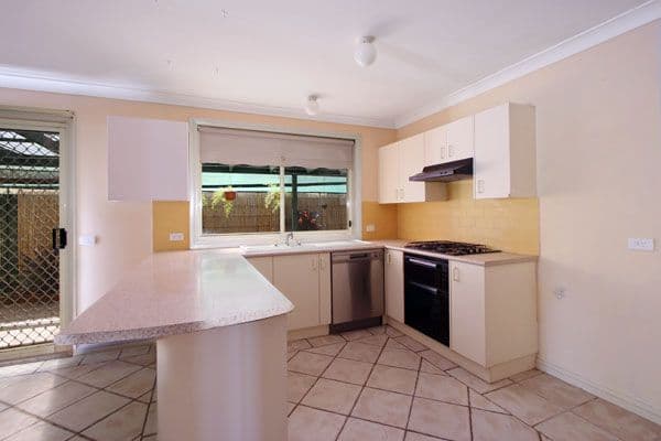 29 Majestic Drive, STANHOPE GARDENS NSW 2768, Stanhope Gardens - Thumbnail 2