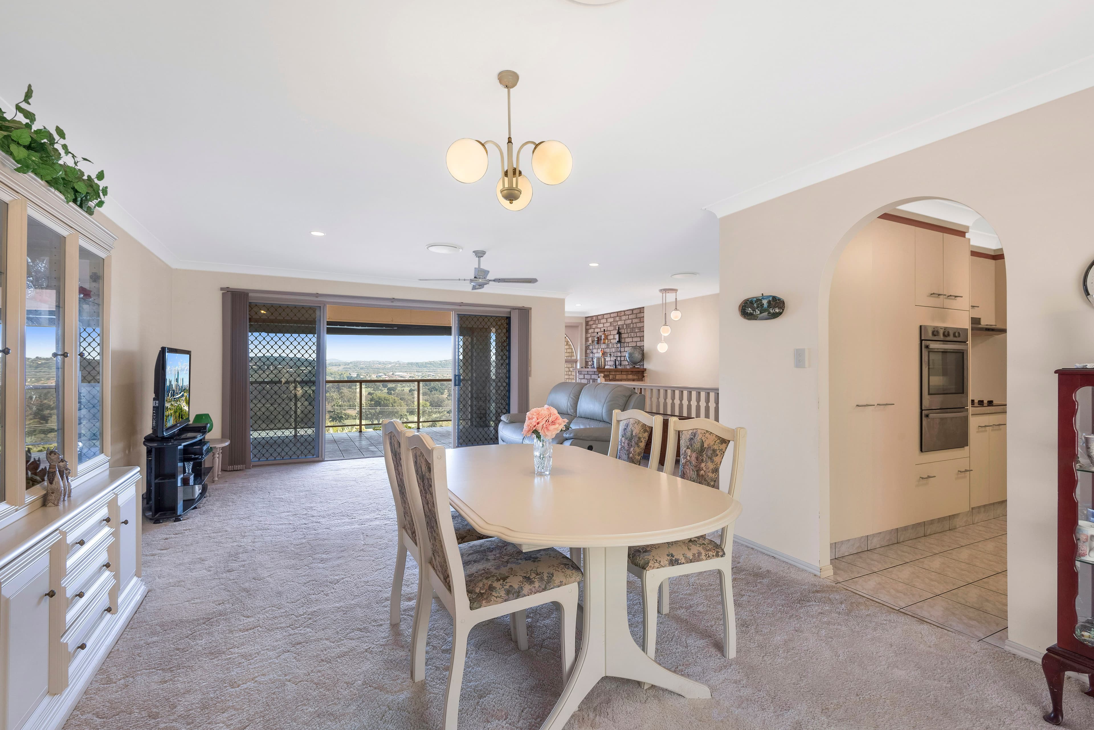 24 Cominan Avenue, Banora Point - Thumbnail 6