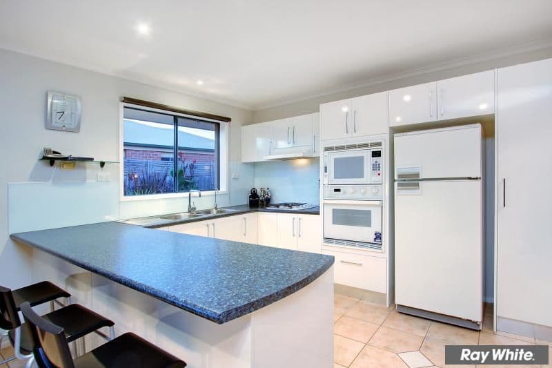 27 Bay Rise Drive, MORNINGTON VIC 3931, Mornington - Thumbnail 4