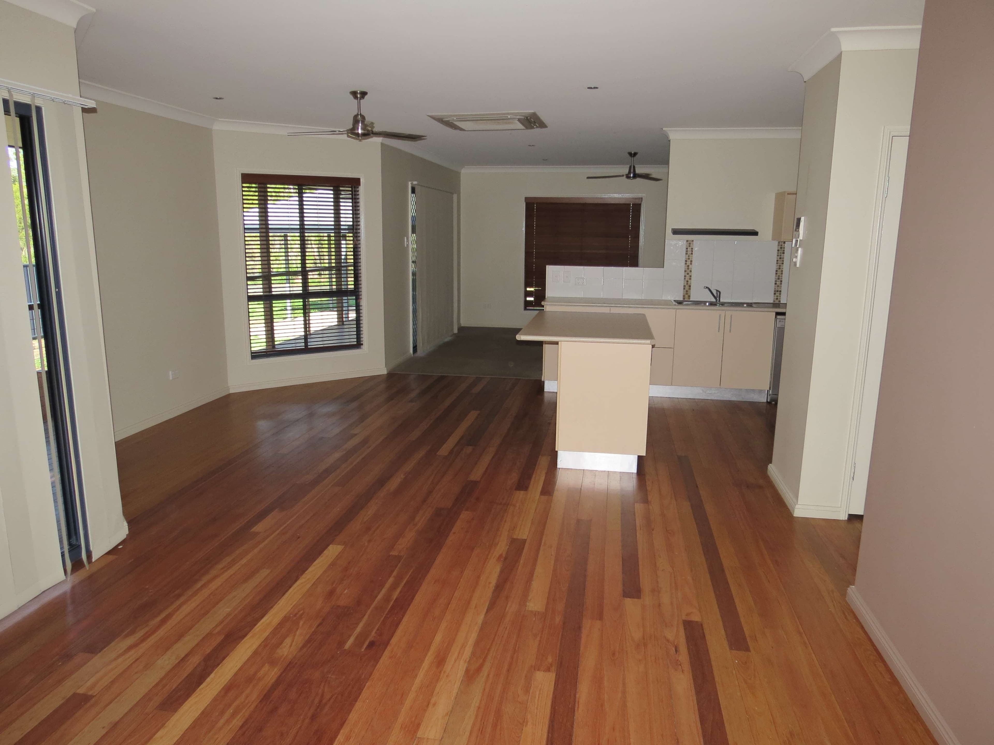 17a Gray Street, Emerald QLD 4720, Emerald - Thumbnail 4