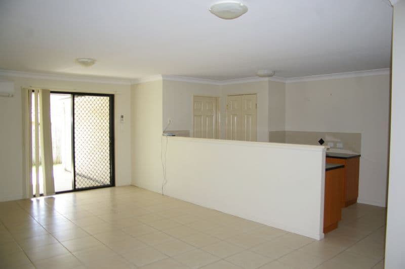 34 Bramble Crescent, DECEPTION BAY QLD 4508, Deception Bay - Thumbnail 3