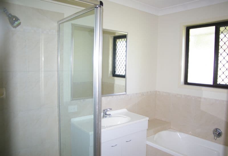 34 Bramble Crescent, DECEPTION BAY QLD 4508, Deception Bay - Thumbnail 4