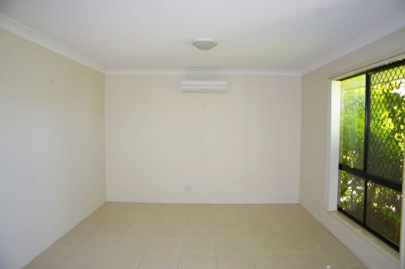 34 Bramble Crescent, DECEPTION BAY QLD 4508, Deception Bay - Thumbnail 5