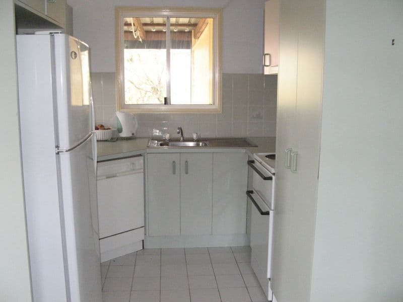 60 Bishop Street, ST LUCIA QLD 4067, St Lucia - Thumbnail 5