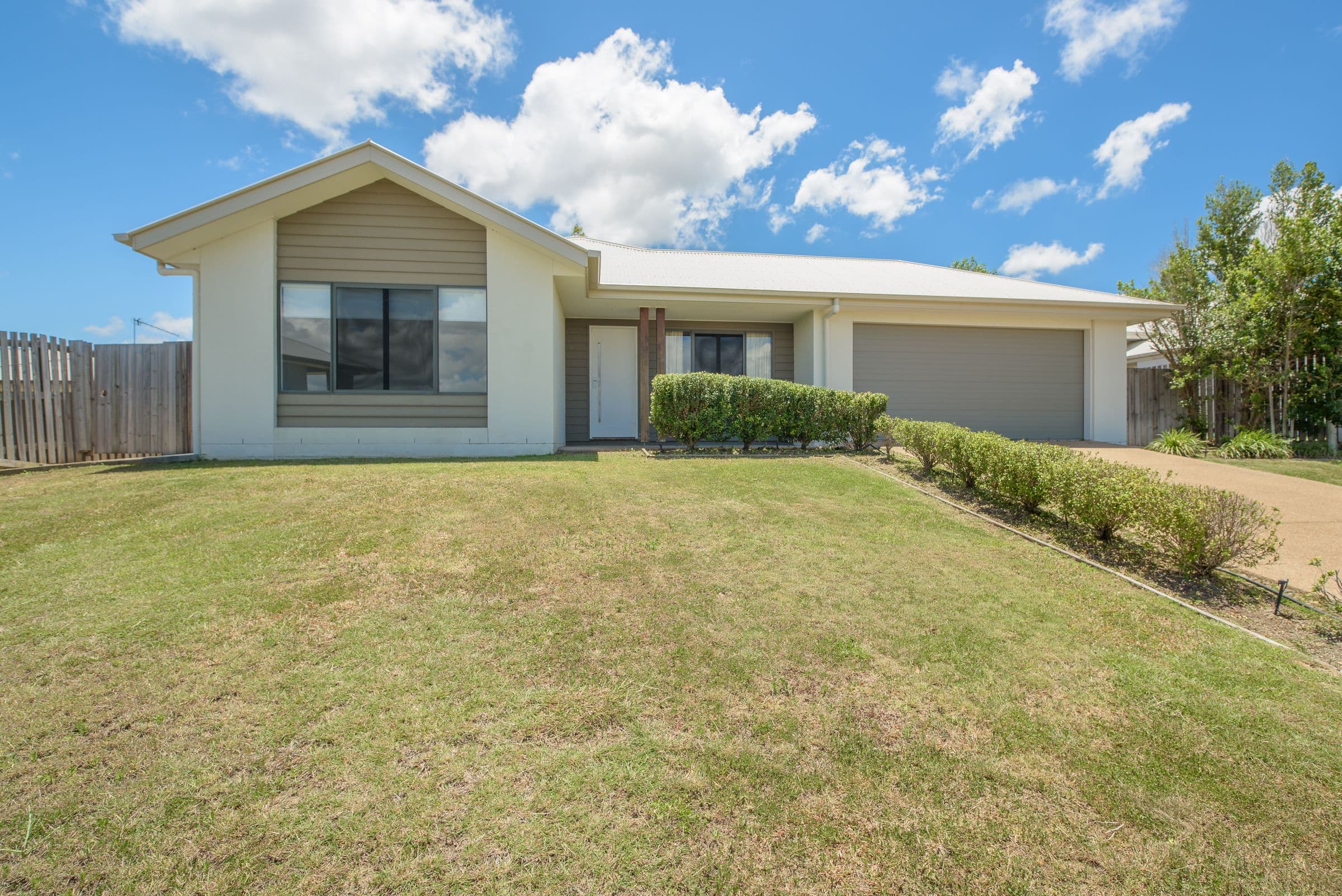 5 Eccles Court, Kirkwood QLD 4680, Kirkwood - Image 1