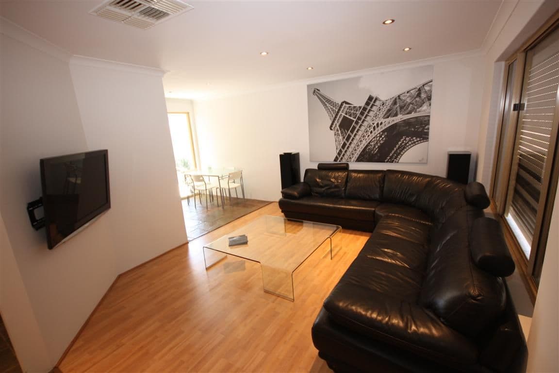 4 Knoll Place, KIARA WA 6054, Kiara - Thumbnail 3