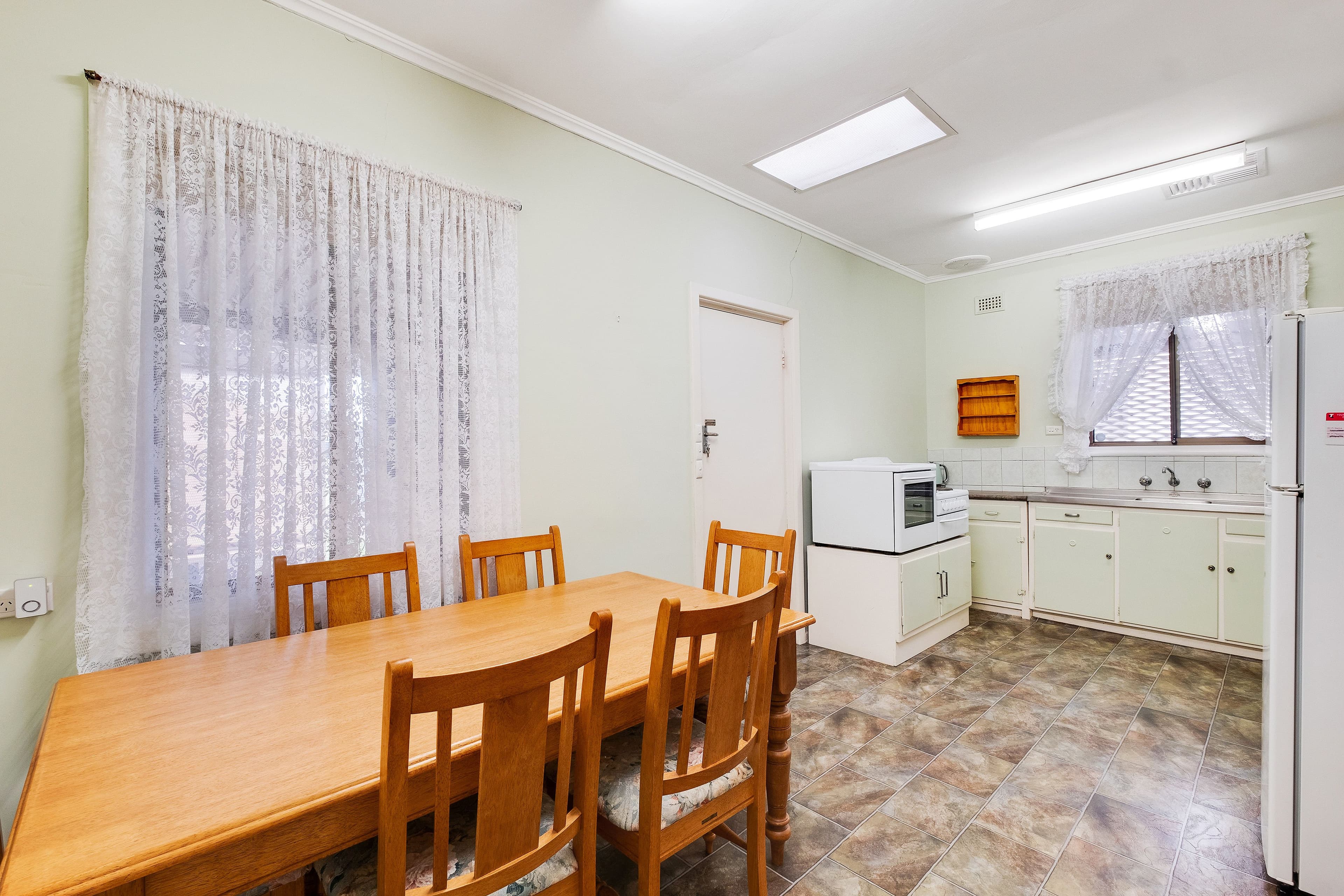 6 Louise Avenue, Warradale SA 5046, Warradale - Thumbnail 3