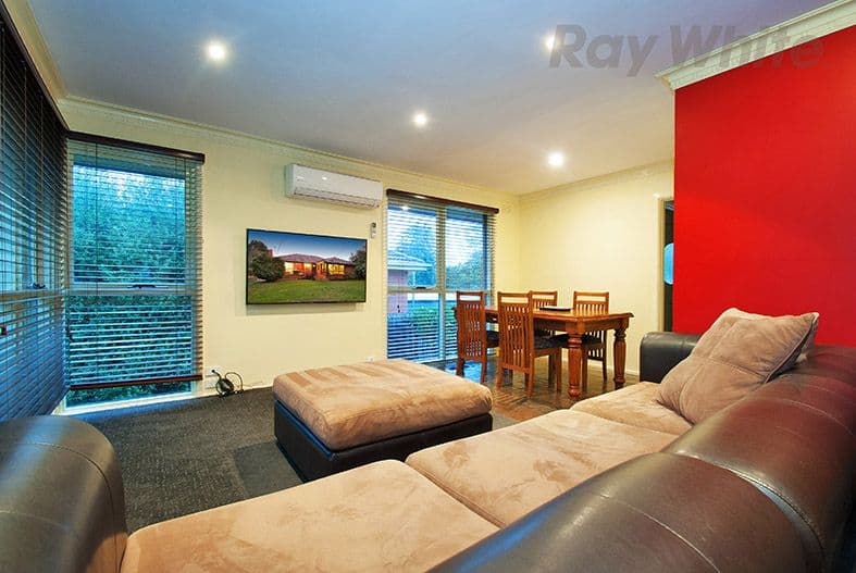 15 GARDENIA Street, Croydon South VIC 3136, Croydon South - Thumbnail 3