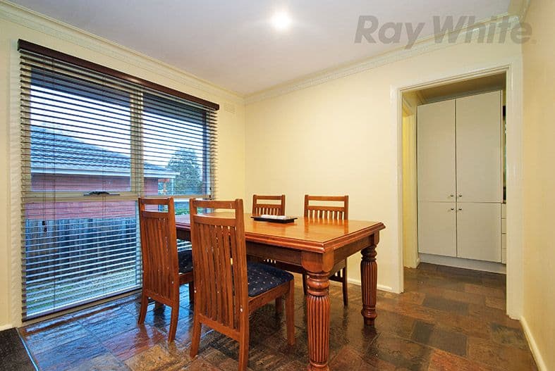 15 GARDENIA Street, Croydon South VIC 3136, Croydon South - Thumbnail 7