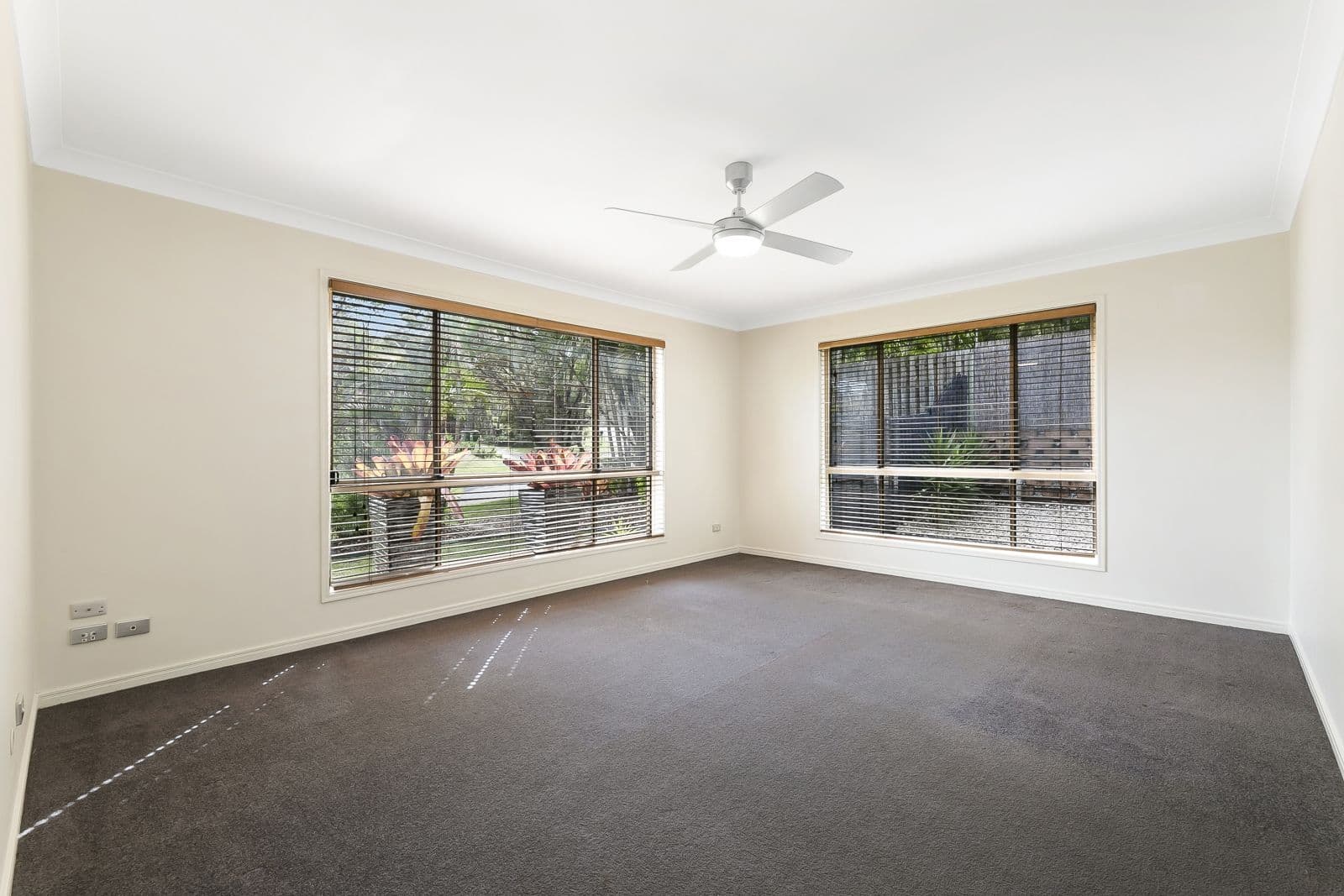 3 Woodbine Court, Parkwood QLD 4214, Parkwood - Thumbnail 2