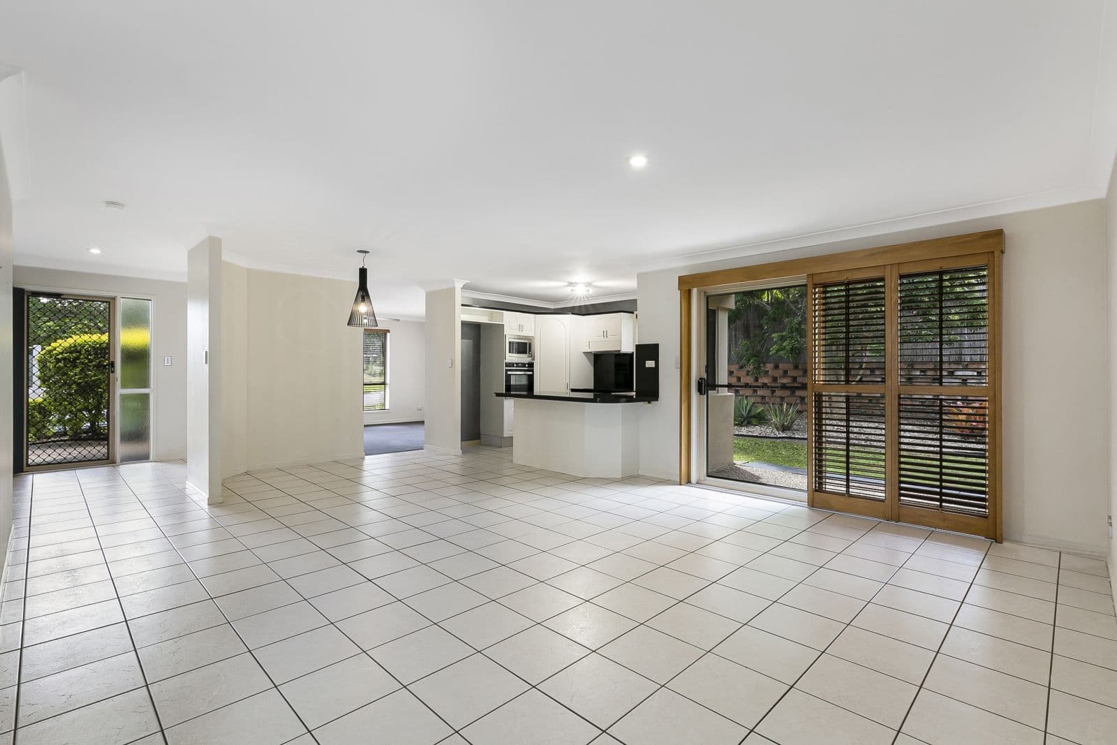 3 Woodbine Court, Parkwood QLD 4214, Parkwood - Thumbnail 5