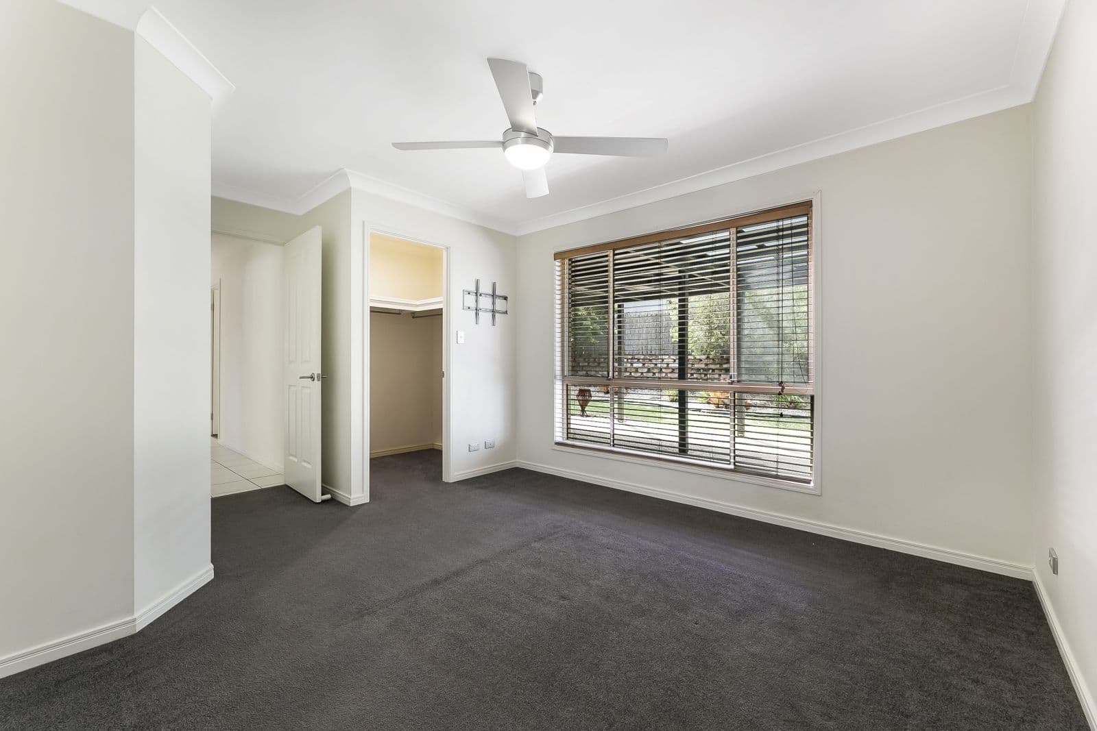 3 Woodbine Court, Parkwood QLD 4214, Parkwood - Thumbnail 7