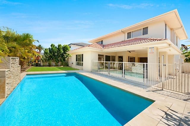 2559 Cressbrook Drive, Hope Island QLD 4212, Hope Island - Thumbnail 4