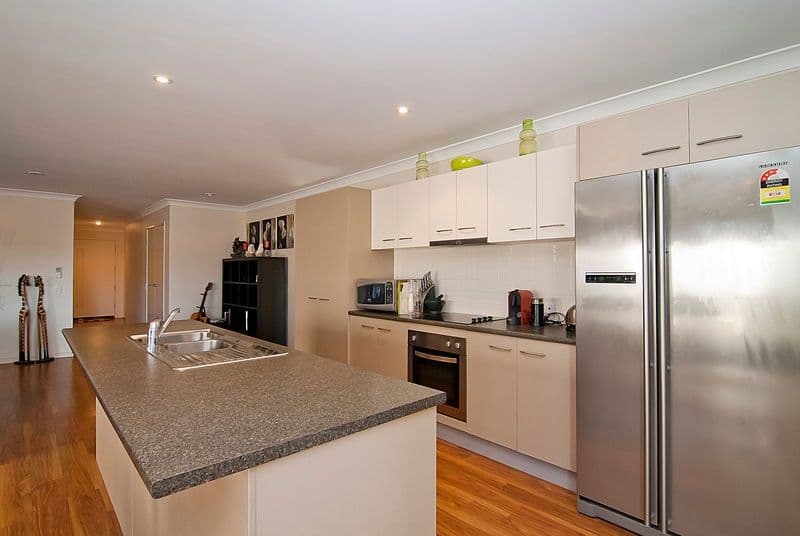 21 Klim Street, CALAMVALE QLD 4116, Calamvale - Thumbnail 3