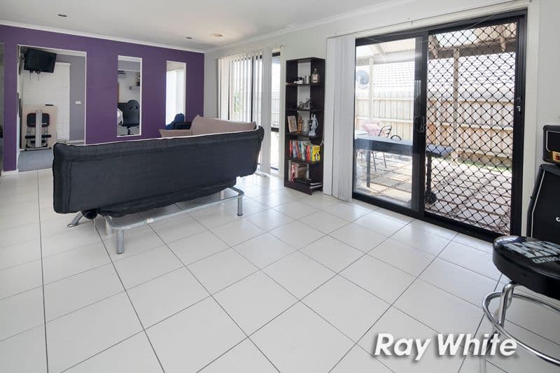 2 Arkley Close, Skye VIC 3977, Skye - Thumbnail 7