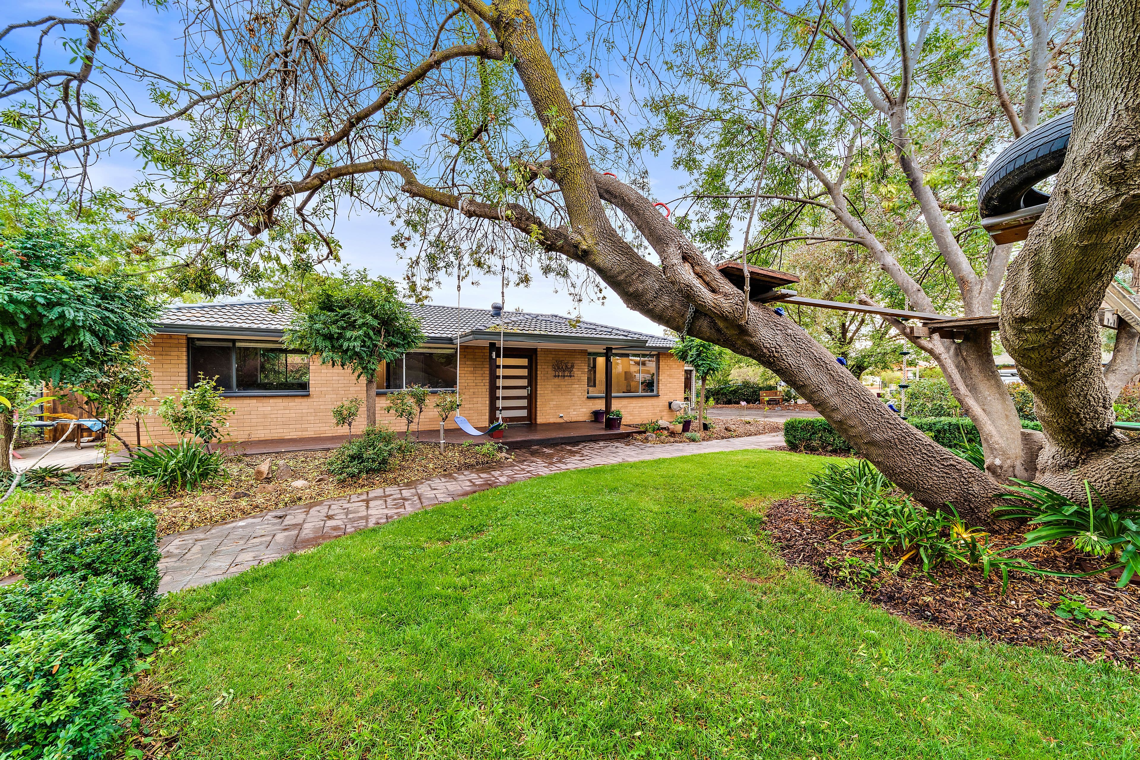 41 Cavill Close, Holt ACT 2615, Holt - Image 1