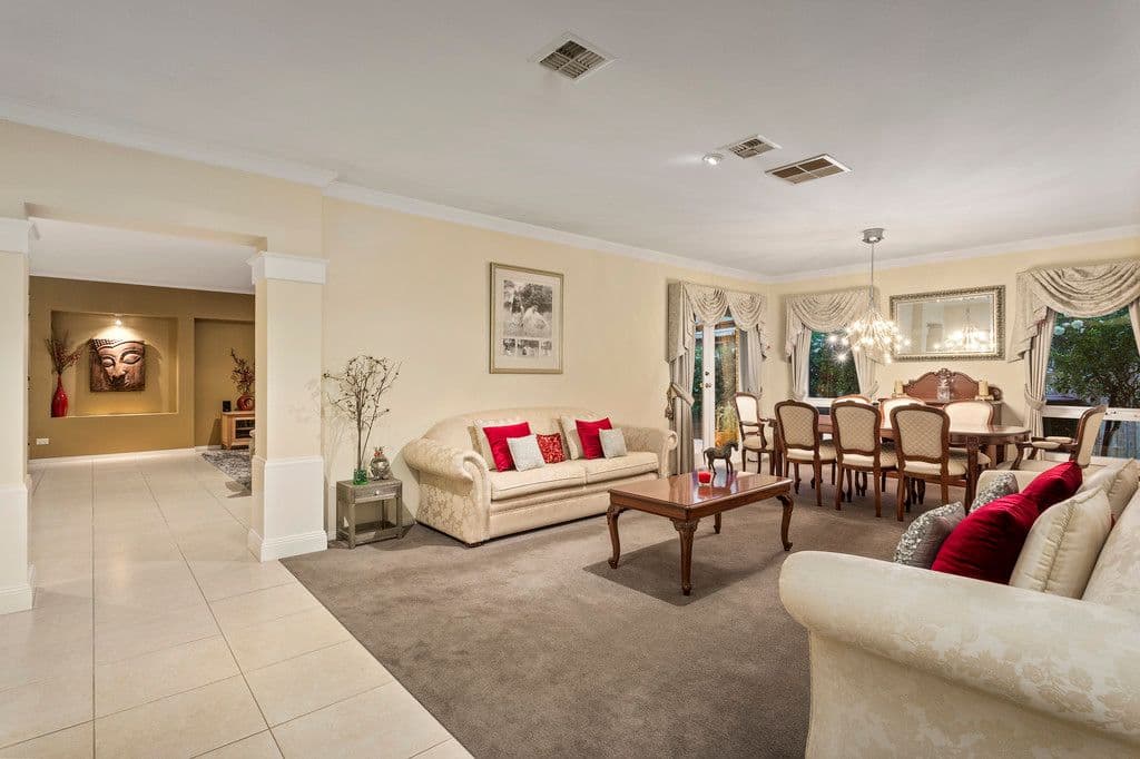 44 Landau Drive, Warranwood VIC 3134, Warranwood - Thumbnail 2