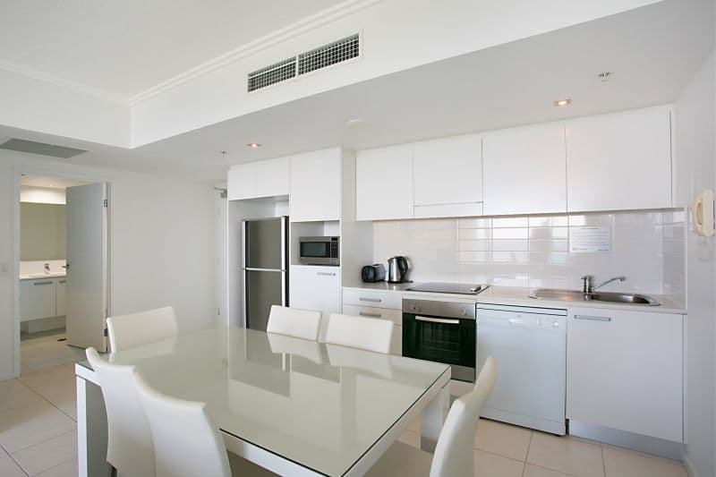 171 'Ocean Pacific' 25 Surf Parade, Broadbeach QLD 4218, Broadbeach - Thumbnail 8