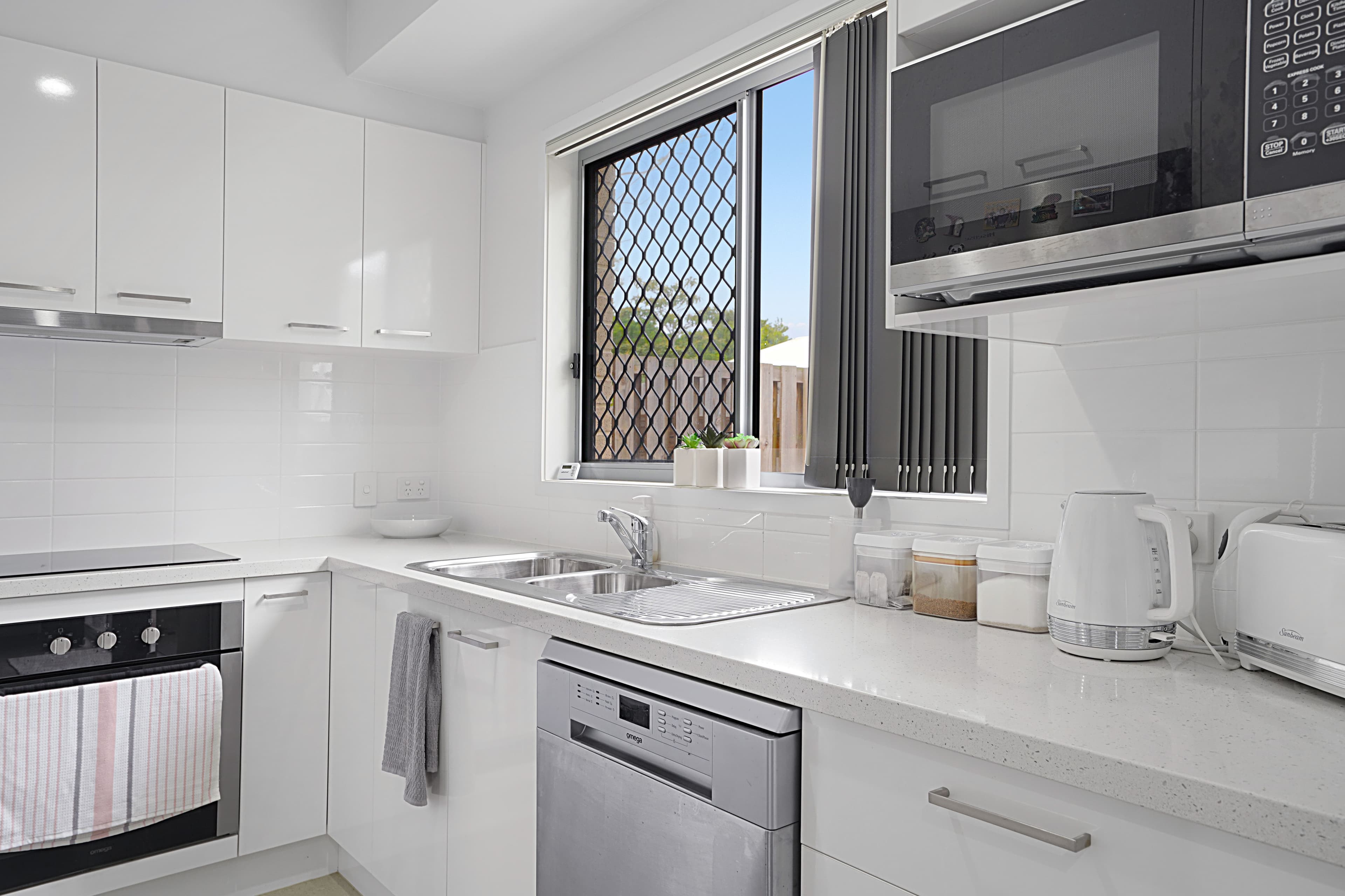 66 Ellen Street, Woody Point QLD 4019, Woody Point - Thumbnail 7