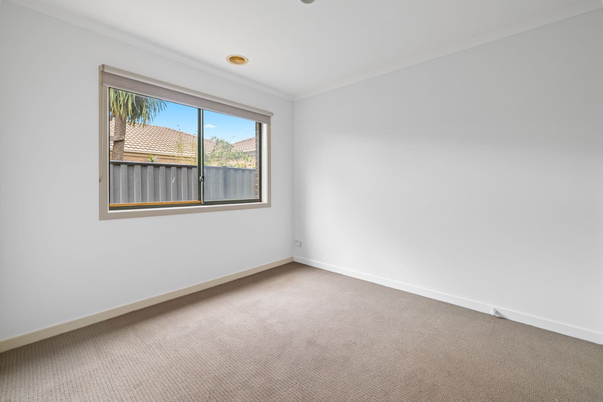 24 Hummingbird Boulevard, Tarneit VIC 3029, Tarneit - Thumbnail 7
