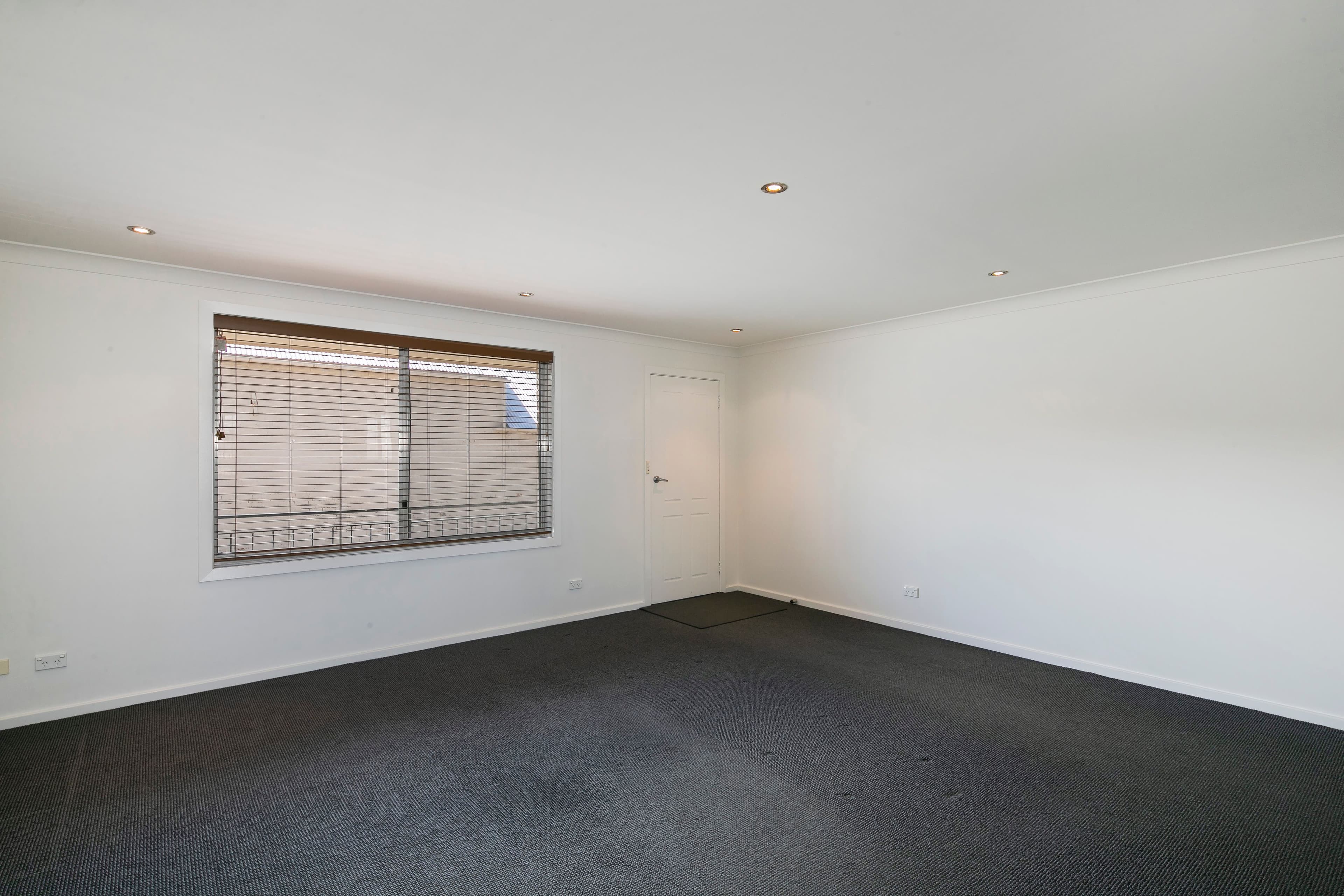 8 Cowper Street, Goulburn NSW 2580, Goulburn - Thumbnail 3