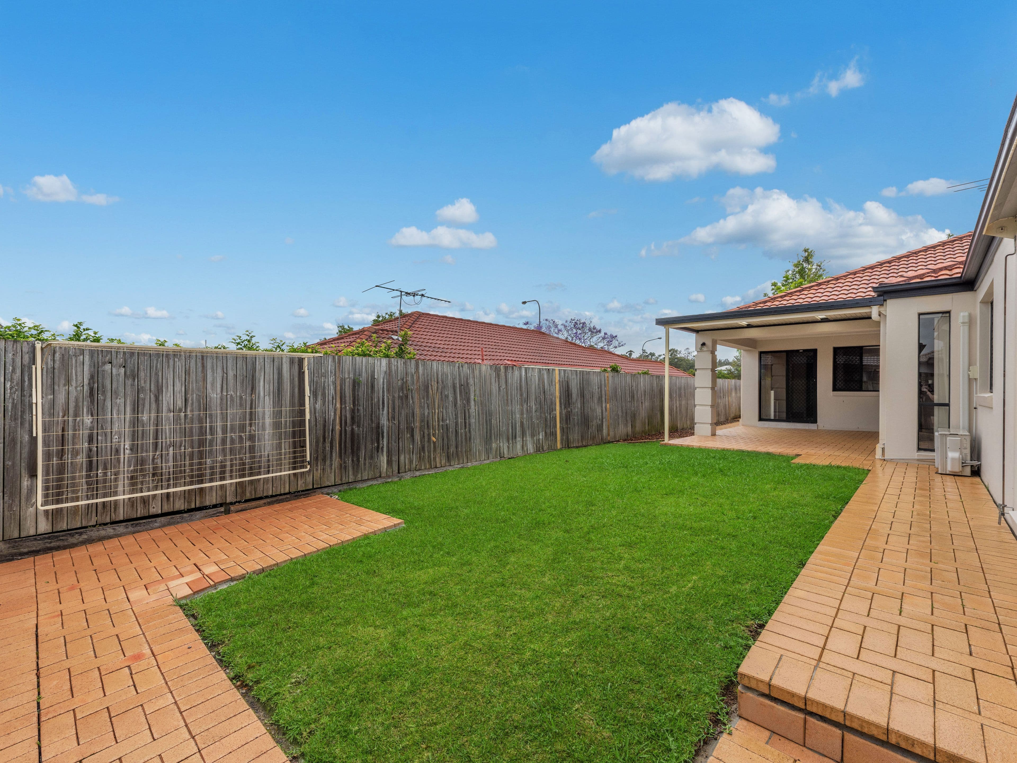204 Saturn Crescent, Bridgeman Downs QLD 4035, Bridgeman Downs - Thumbnail 2