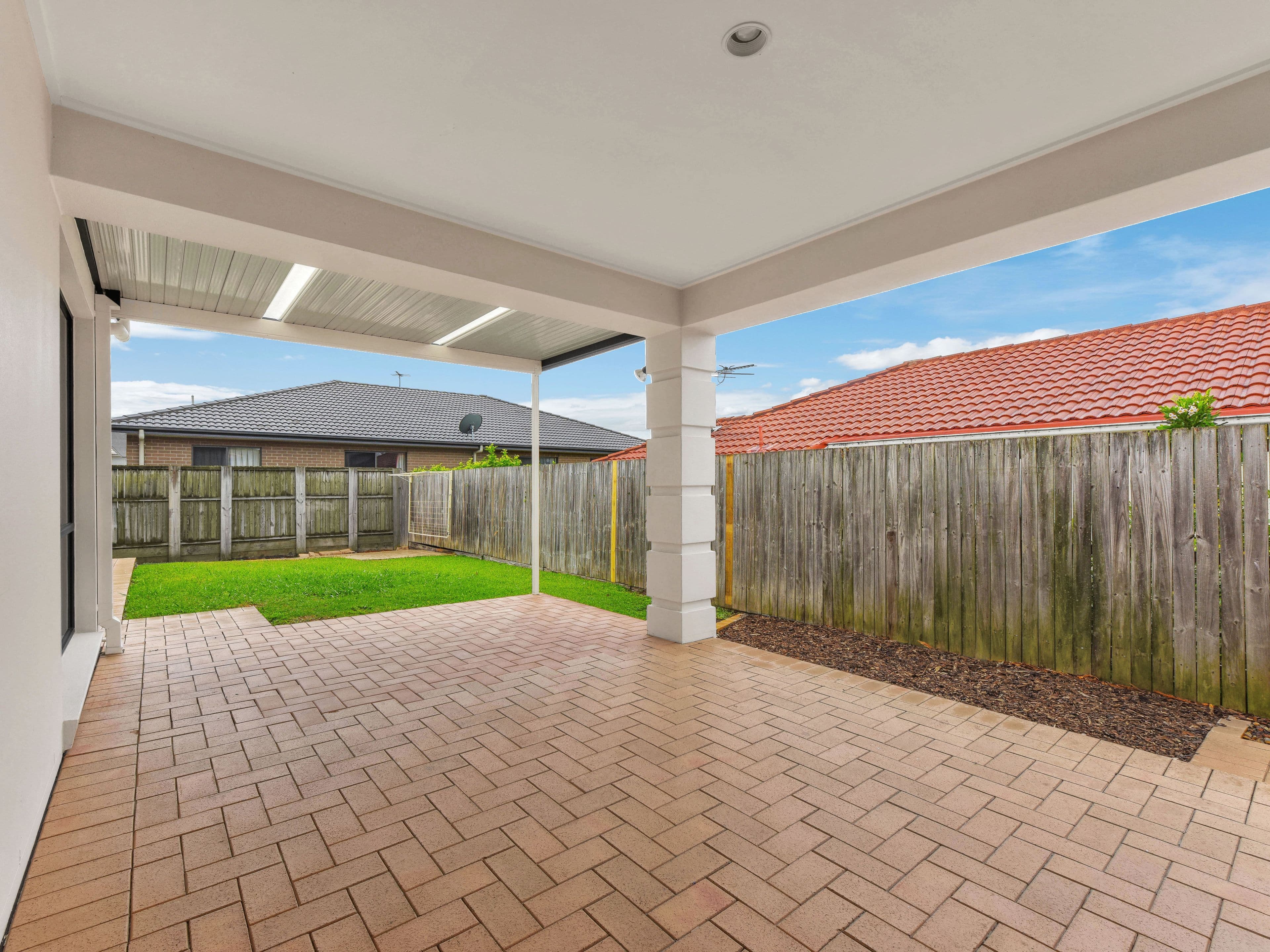 204 Saturn Crescent, Bridgeman Downs QLD 4035, Bridgeman Downs - Thumbnail 4