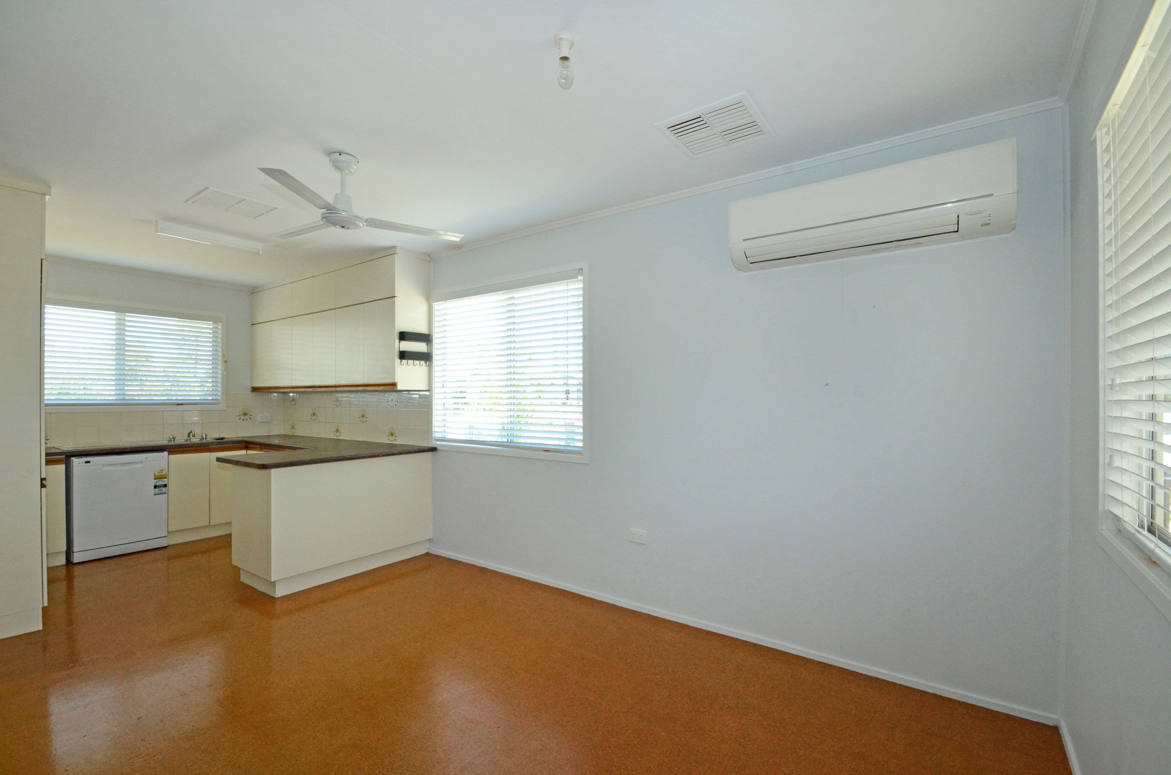 7 Castle Street, Biloela QLD 4715, Biloela - Thumbnail 4