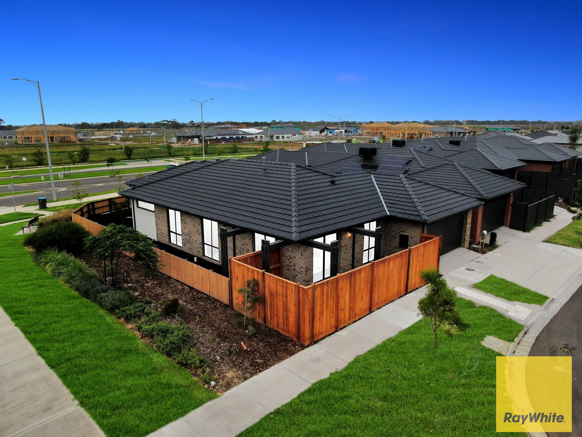 65 Aspire Street, Tarneit VIC 3029, Tarneit - Thumbnail 3