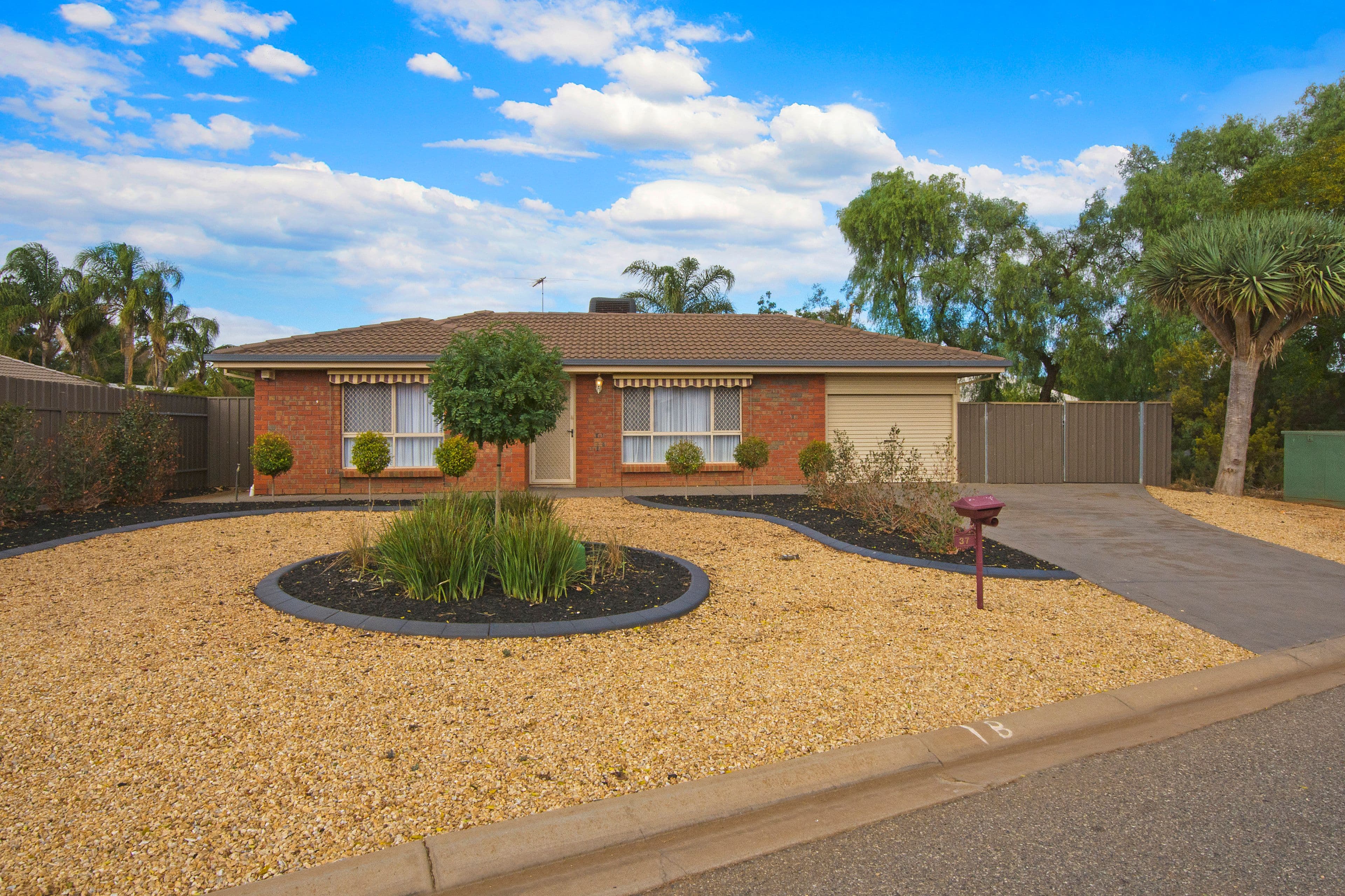 37 Oxford Terrace, Blakeview SA 5114, Blakeview - Image 1