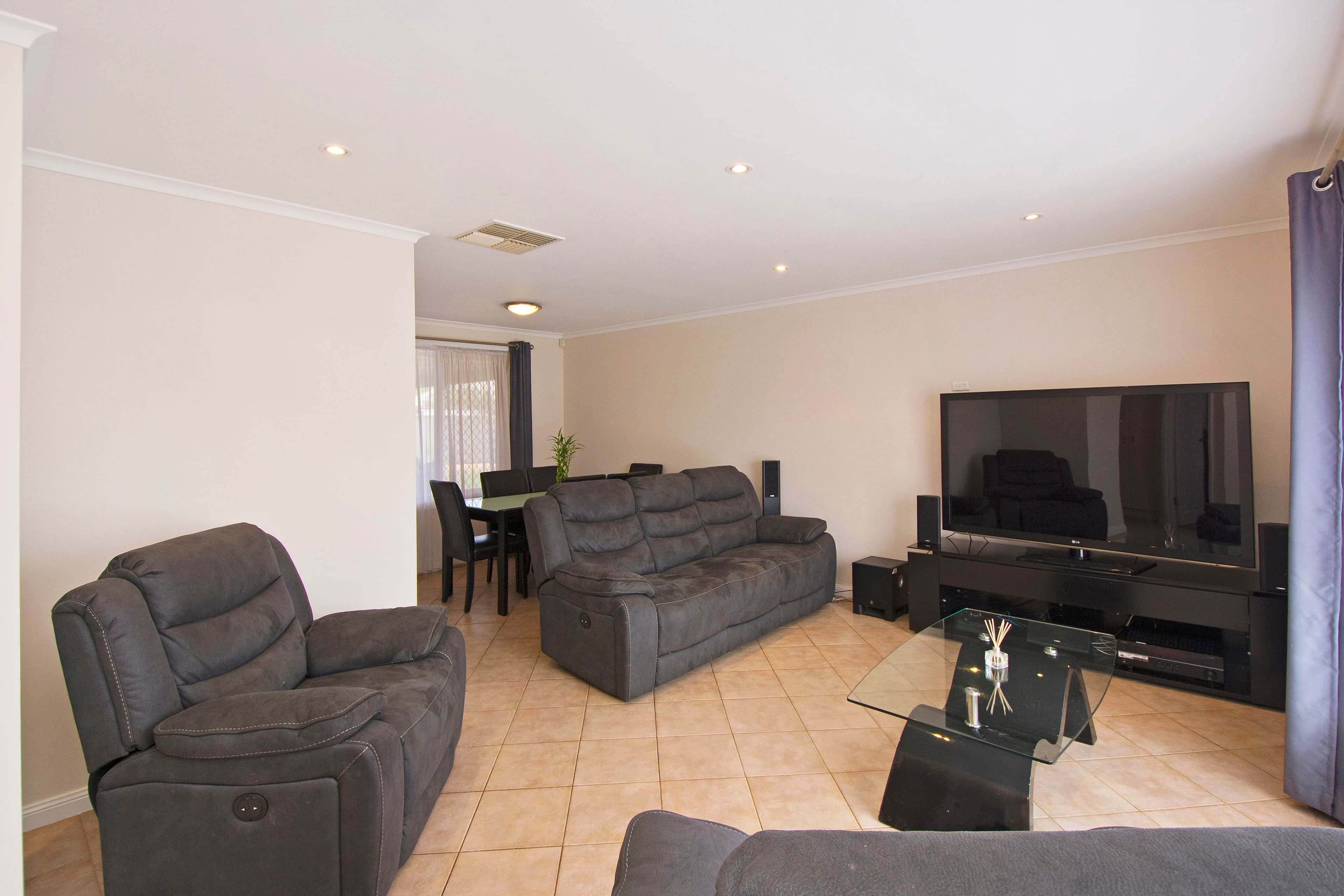 37 Oxford Terrace, Blakeview SA 5114, Blakeview - Thumbnail 4