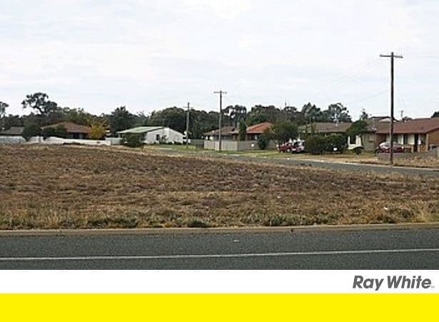 523 Henry Street, DENILIQUIN NSW 2710, Deniliquin - Image 1