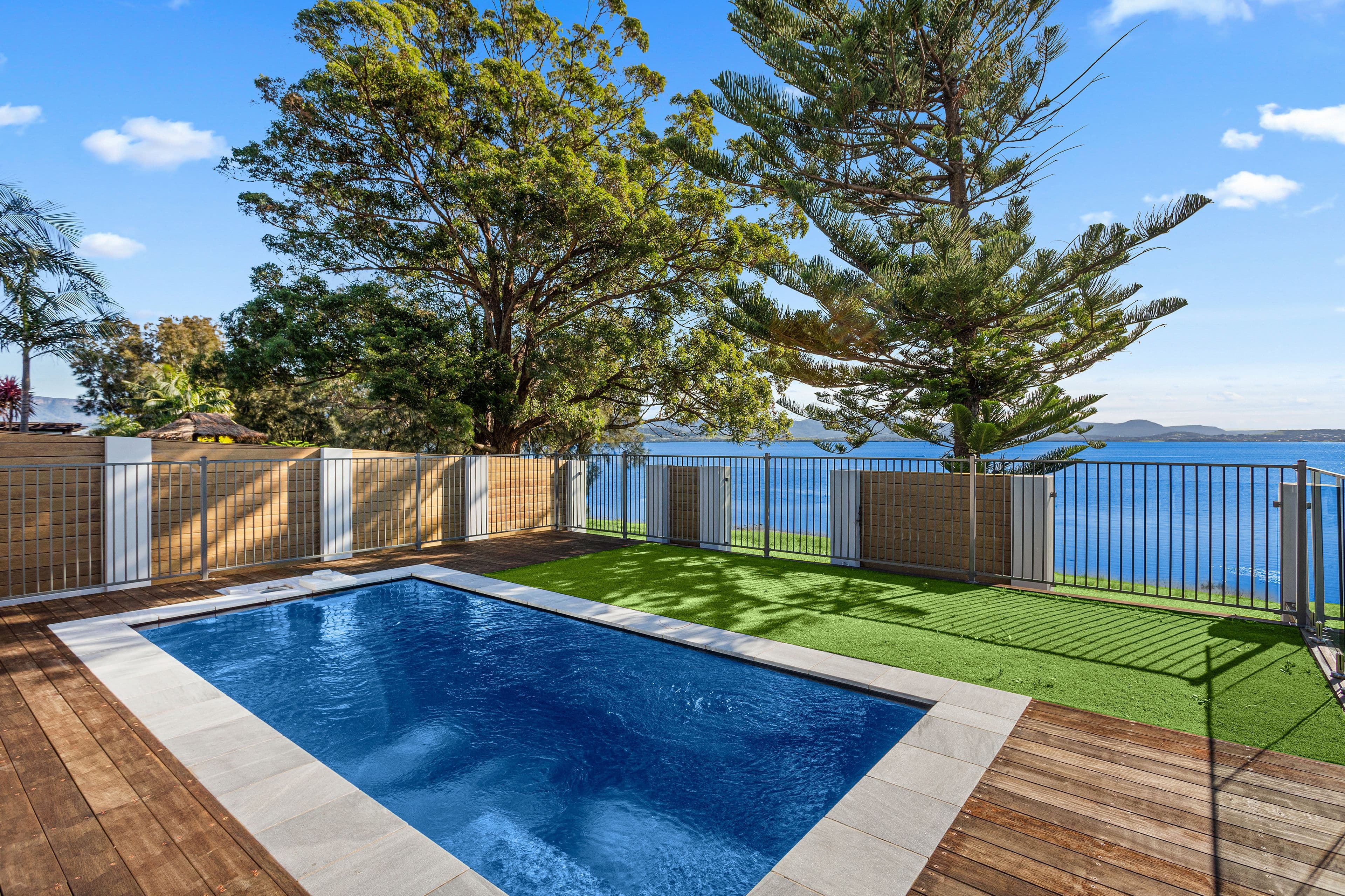 61 The Esplanade, Oak Flats NSW 2529, Oak Flats - Thumbnail 2