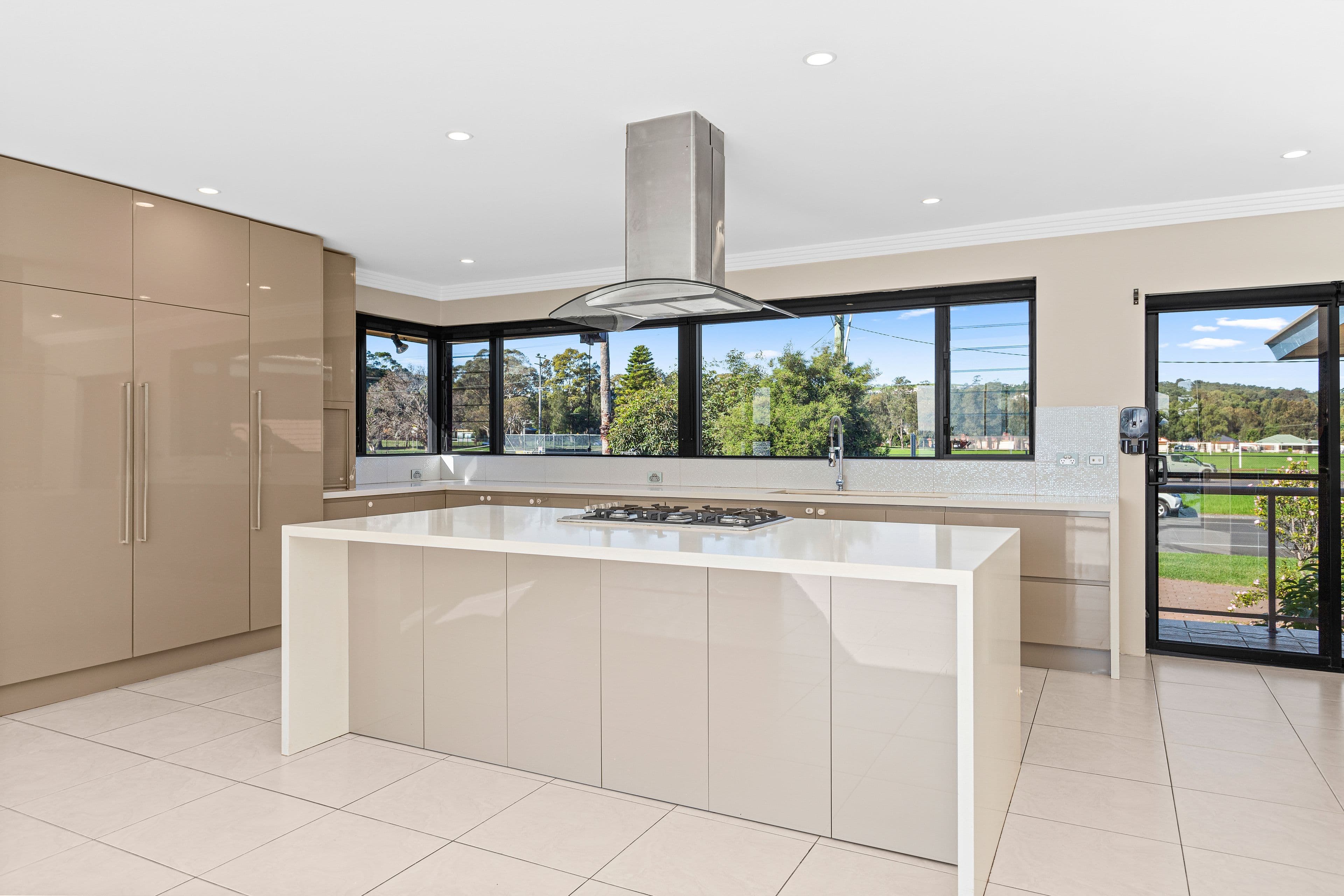 61 The Esplanade, Oak Flats NSW 2529, Oak Flats - Thumbnail 5
