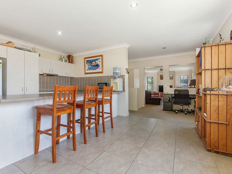 8 Chinaberry Crescent, Upper Coomera QLD 4209, Upper Coomera - Thumbnail 5