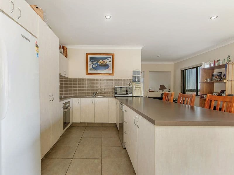 8 Chinaberry Crescent, Upper Coomera QLD 4209, Upper Coomera - Thumbnail 6