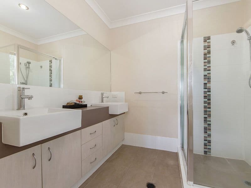 8 Chinaberry Crescent, Upper Coomera QLD 4209, Upper Coomera - Thumbnail 8