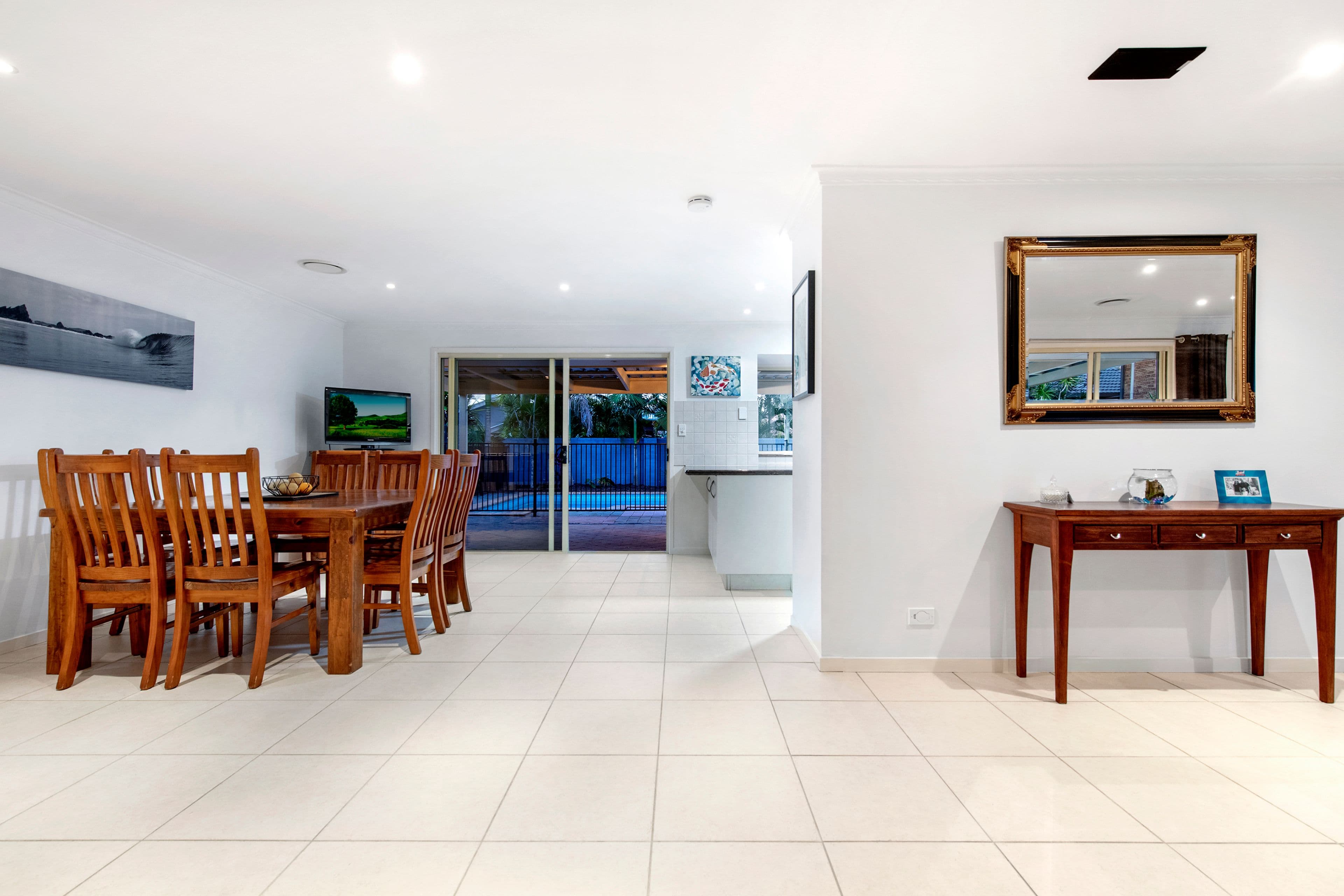 5 Barrier Reef Drive, Mermaid Waters QLD 4218, Mermaid Waters - Thumbnail 5