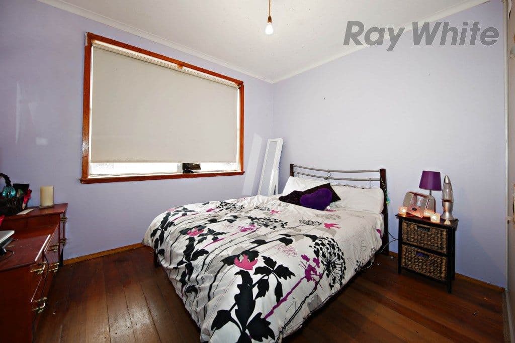 2 Cropley Crescent, Laverton VIC 3028, Laverton - Thumbnail 4