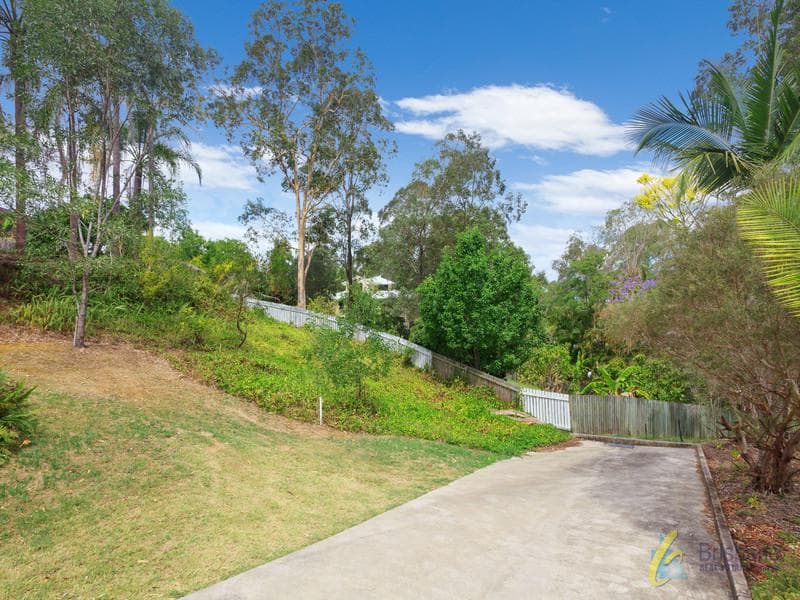 16 Torridon Close, Chapel Hill - Thumbnail 3