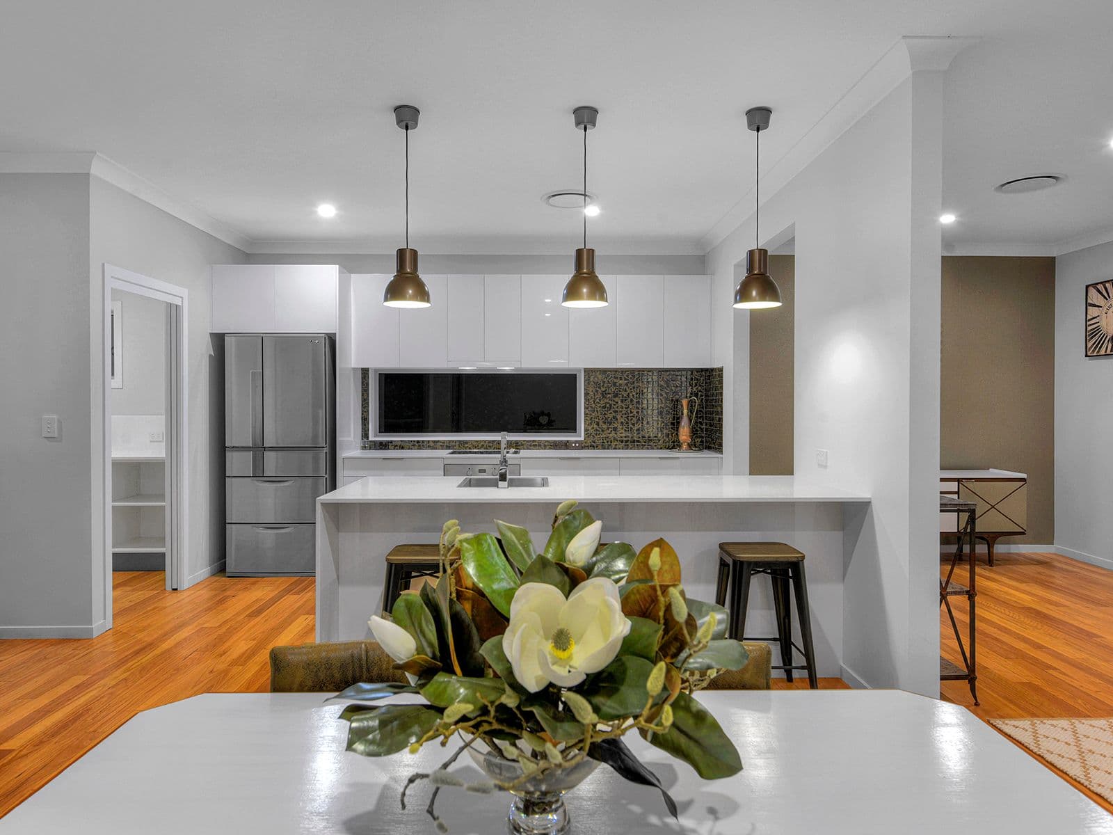 104 Jackson Street, Hamilton QLD 4007, Hamilton - Thumbnail 2