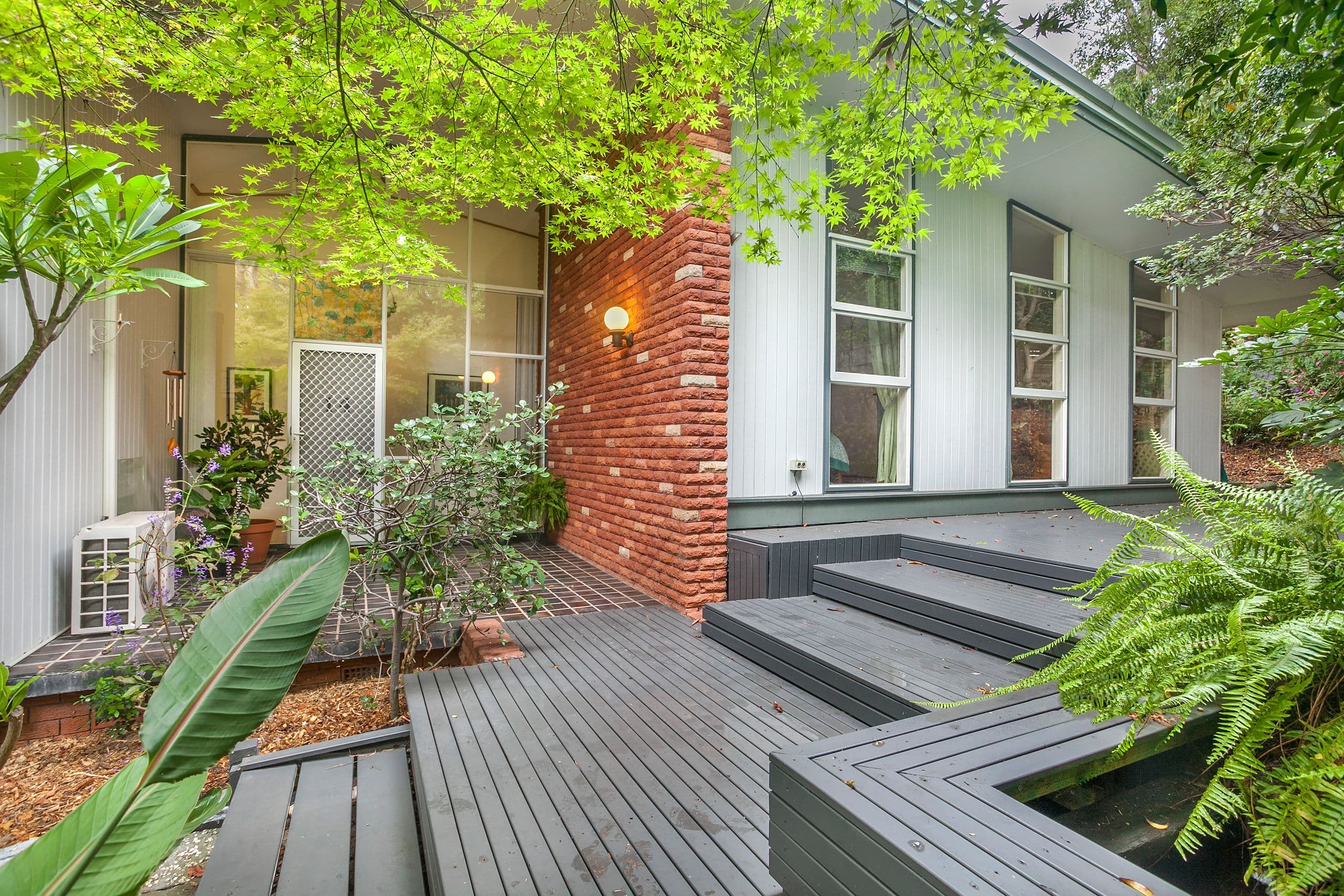 14 Garden Avenue, Figtree - Image 1