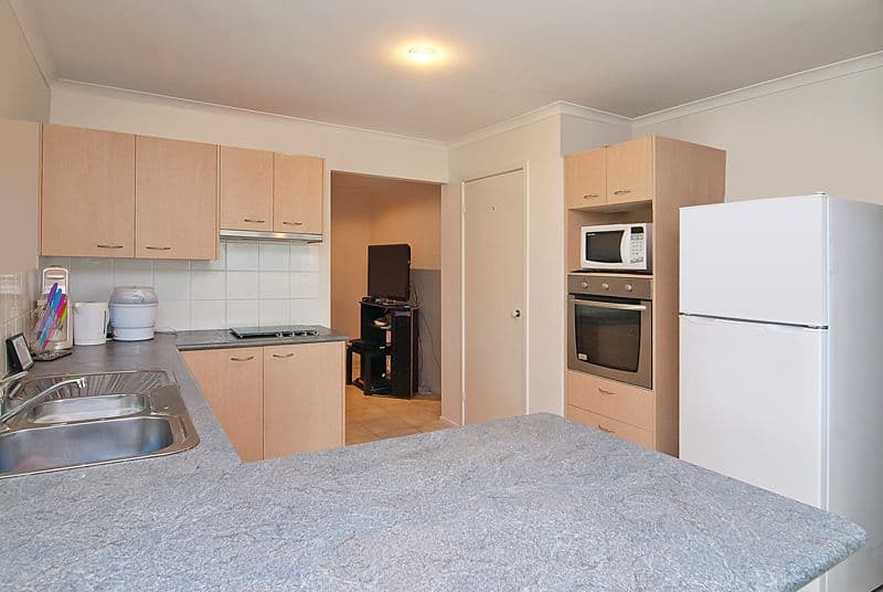90 Macarthy Drive, MARSDEN QLD 4132, Marsden - Thumbnail 3