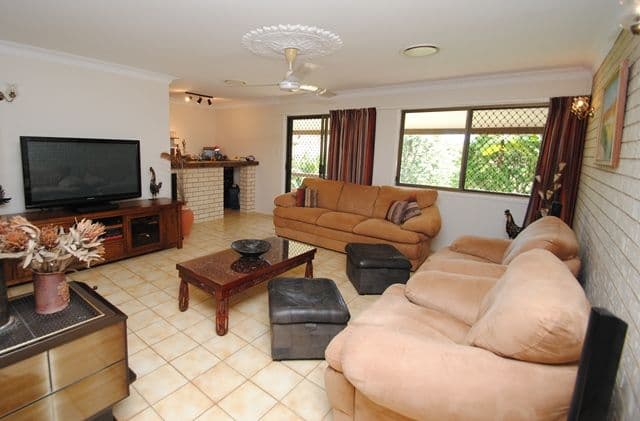 110 Groundwater Road, SOUTHSIDE QLD 4570, Southside - Thumbnail 7