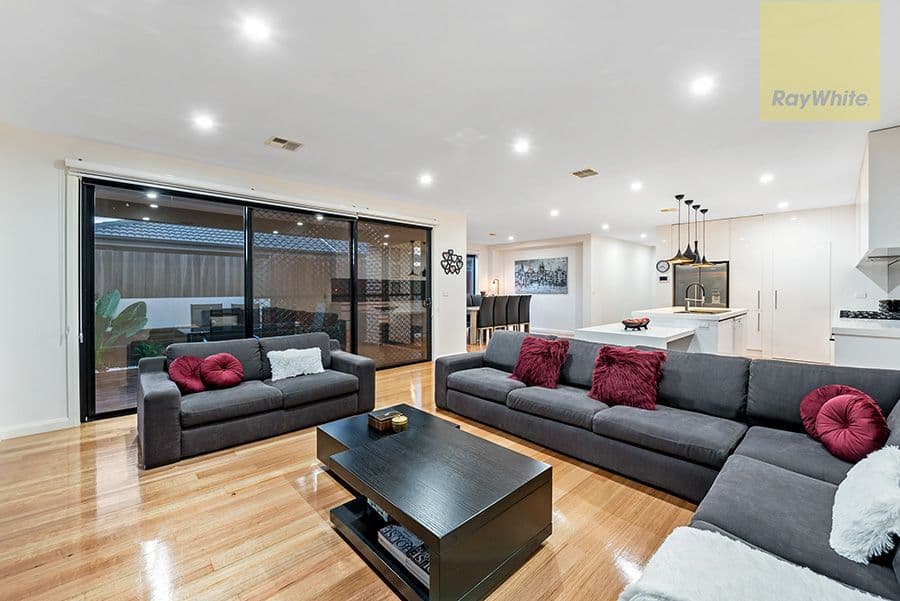 37 Escapade Boulevard, Craigieburn VIC 3064, Craigieburn - Thumbnail 8