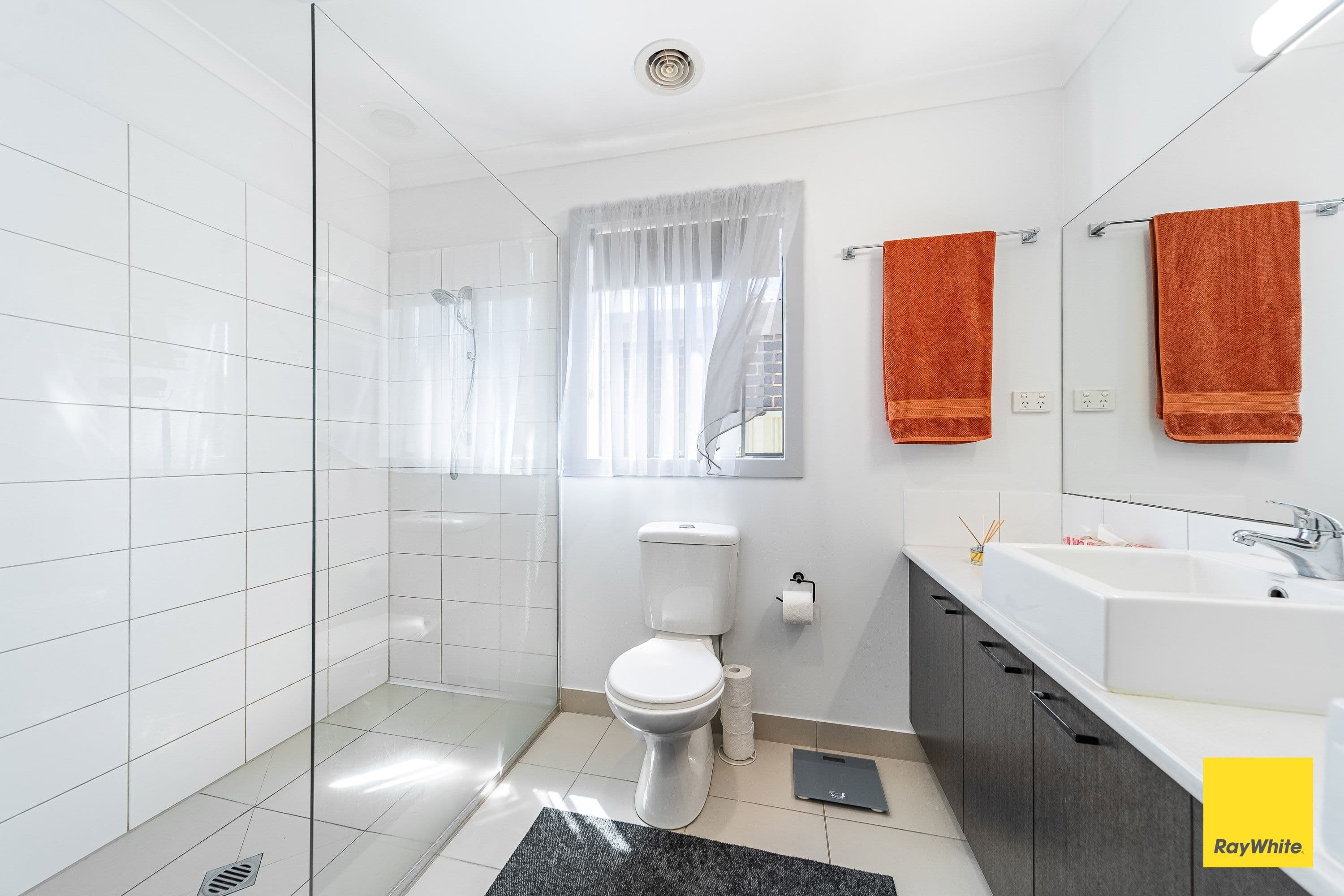 48 Janelle Drive, Maiden Gully VIC 3551, Maiden Gully - Thumbnail 5