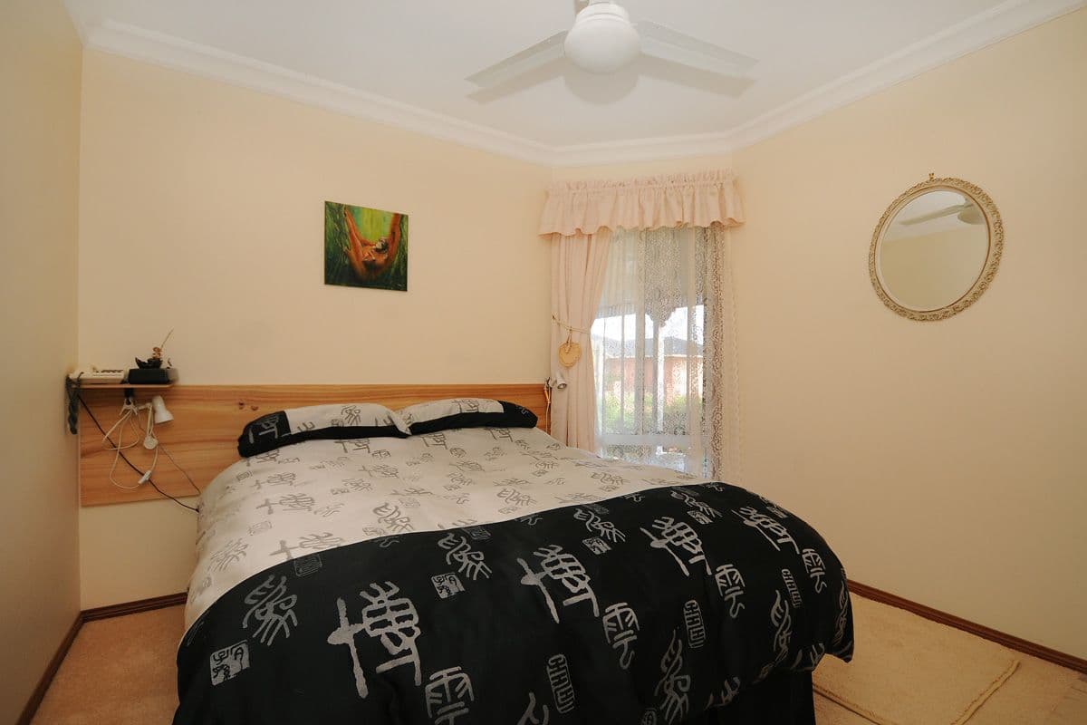 18 Sweetapple Crescent, CENTENARY HEIGHTS QLD 4350, Centenary Heights - Thumbnail 7