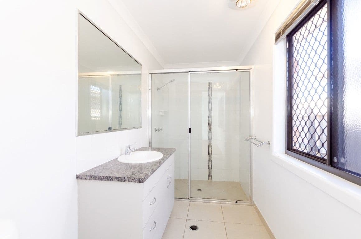 29 Skyline Drive, New Auckland QLD 4680, New Auckland - Thumbnail 5
